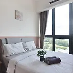 Lux & Stylish 2Br Apt At Klgcc Free Parking