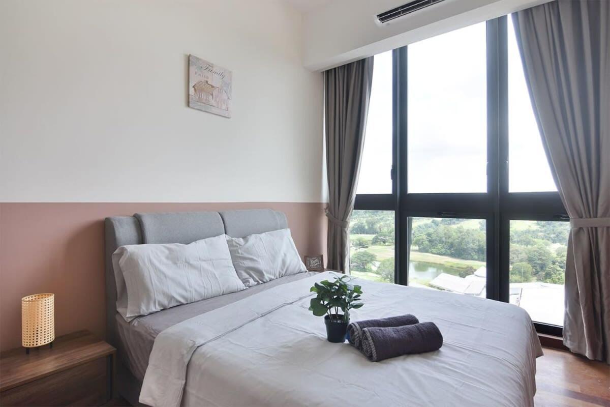 Pangsapuri Lux & Stylish 2br At Klgcc Free Parking *